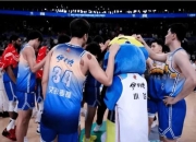 英雄联盟总决赛2025-关于周末篮球盛宴开启，球迷期待翻盘的信息