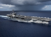 英雄联盟总决赛直播-跨越两片球场的孤胆战役，当皇马远征墨西哥之夜，皮克在另一片星空下完成自我救赎