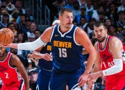 英雄联盟总决赛-快船憾负灰熊，乔治空砍分不敌伦纳德