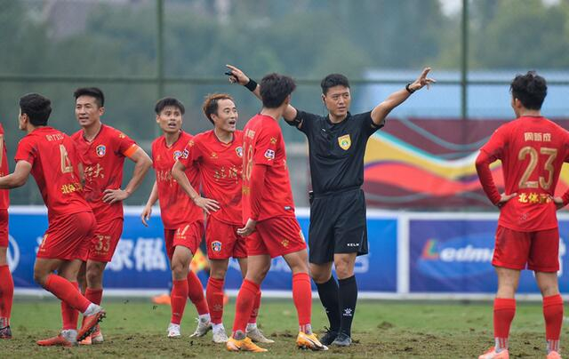 包含贵州恒丰主场激战北京人和，最终双方分出胜负的词条