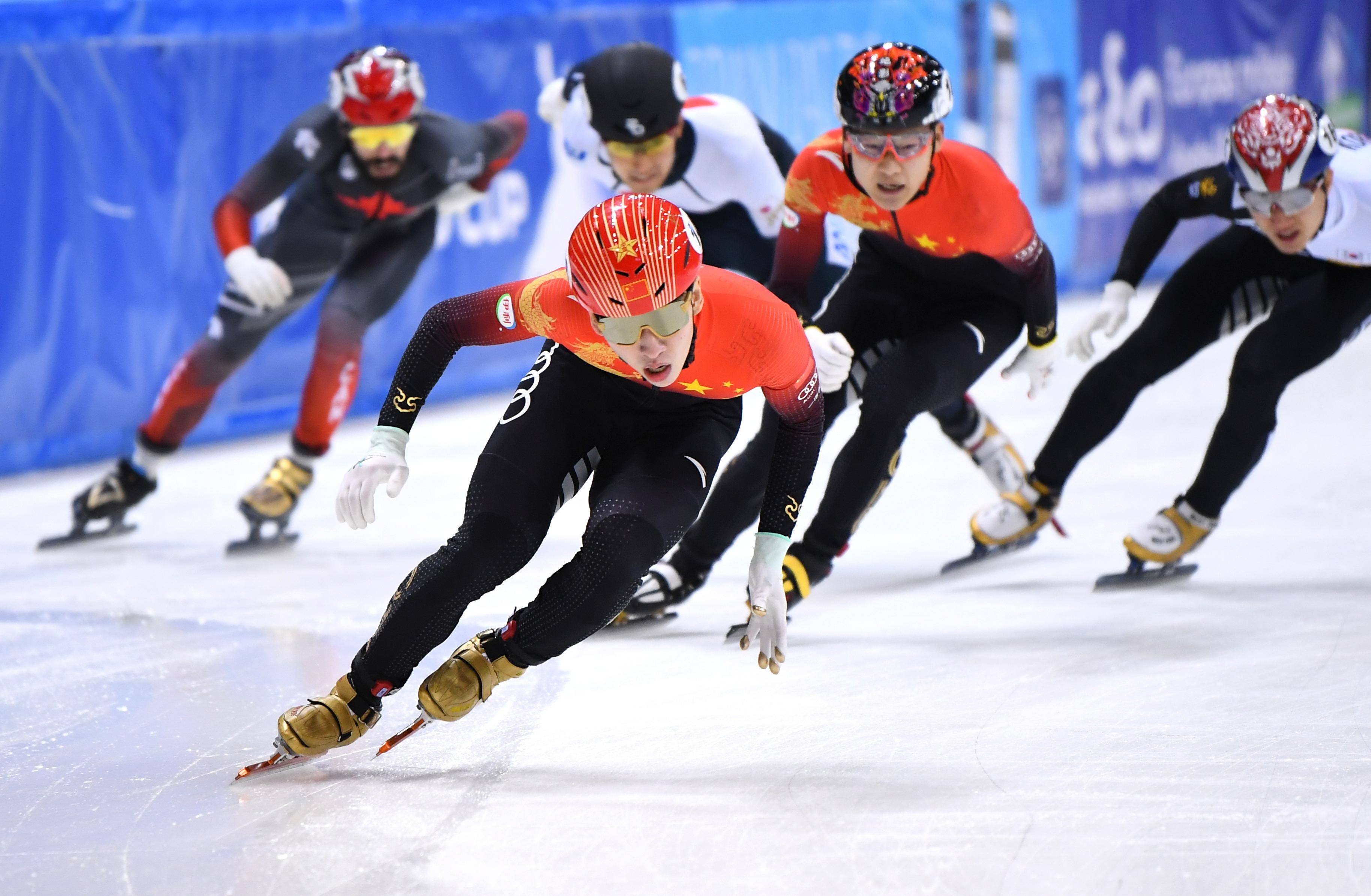 挪威选手在滑行比赛中斩获桂冠 挪威选手在滑行比赛中斩获桂冠