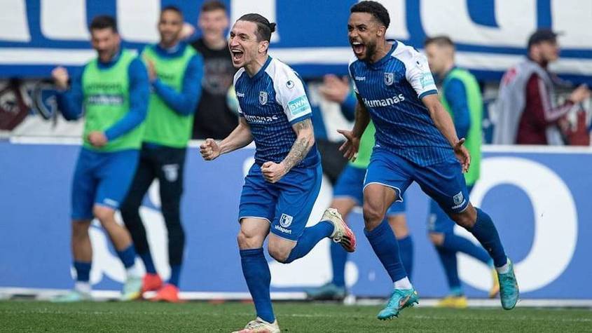 柏林赫塔与弗赖堡上演德甲焦点战 柏林赫塔与弗赖堡上演德甲焦点战