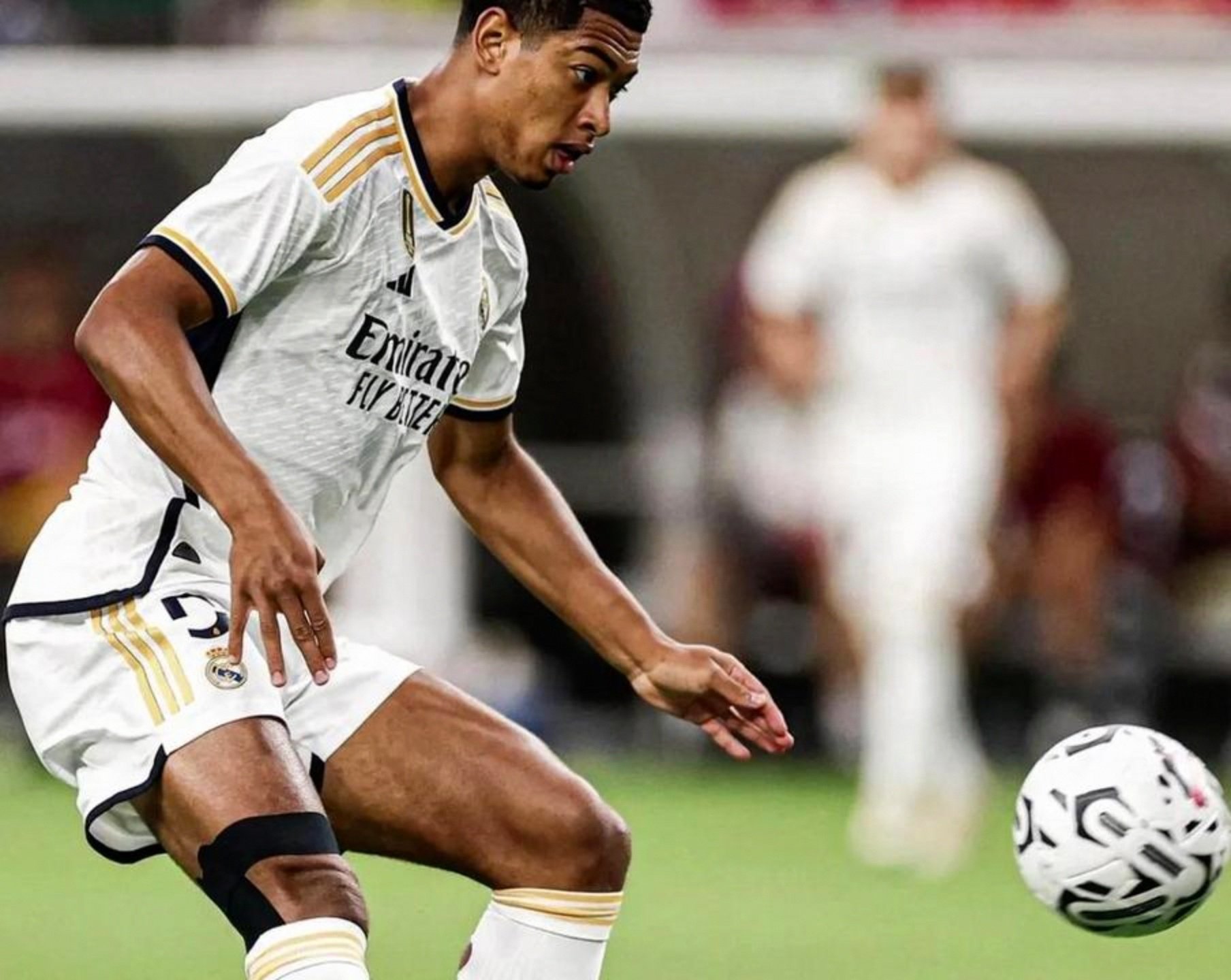 关于马赛绝杀波兰，贝林厄姆高光表现的信息