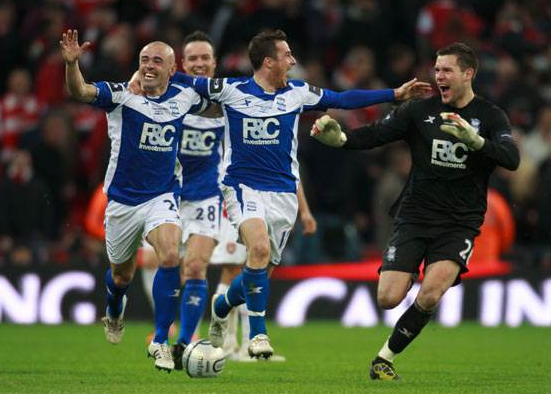 伯明翰城客场对决，赢得关键胜利