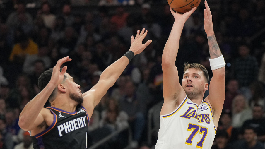 太阳险胜掘金,东契奇高光表现 太阳险胜掘金,东契奇高光表现