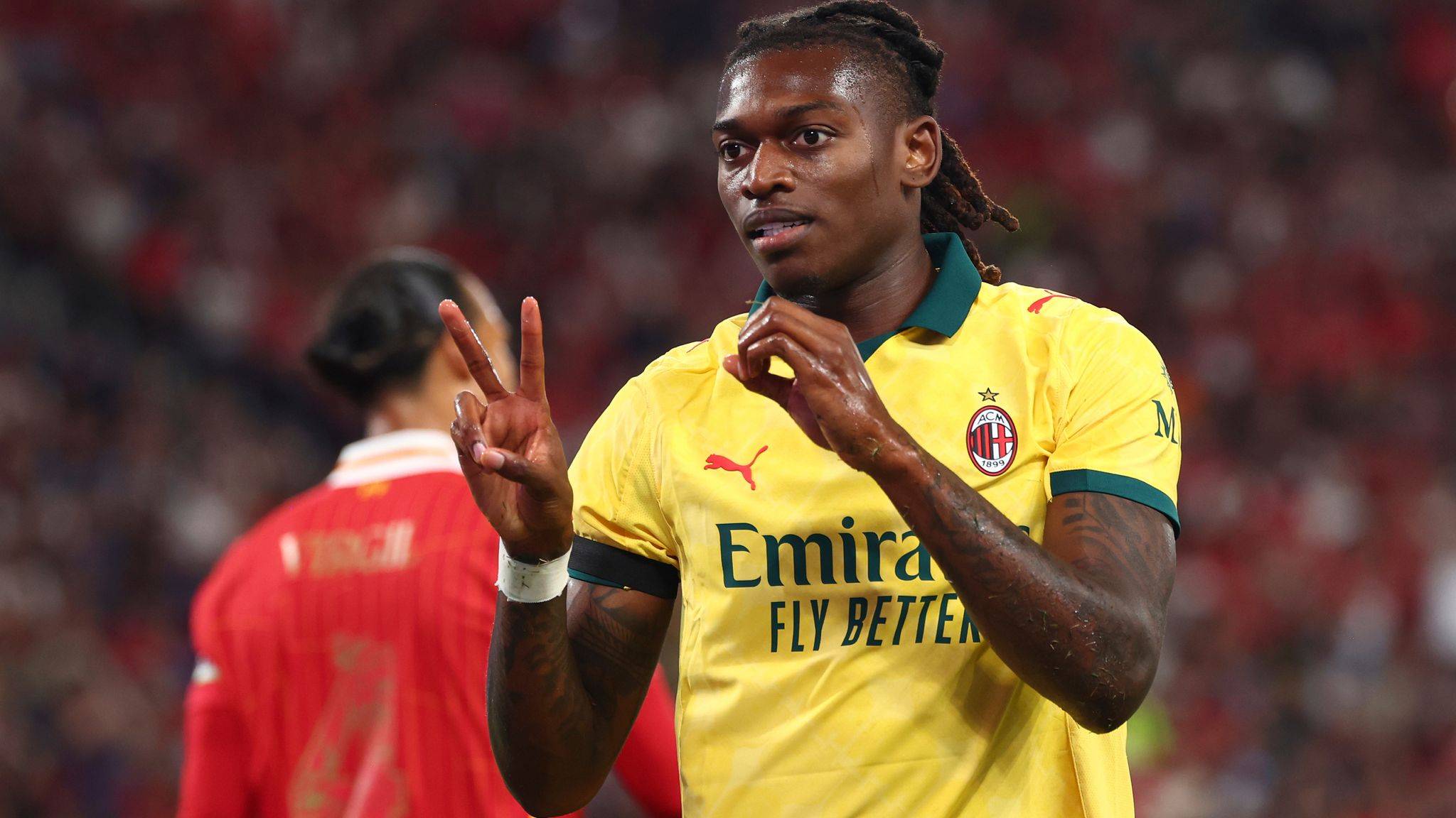 AC米兰险胜美国,佩德里刷新纪录 AC米兰险胜美国,佩德里刷新纪录